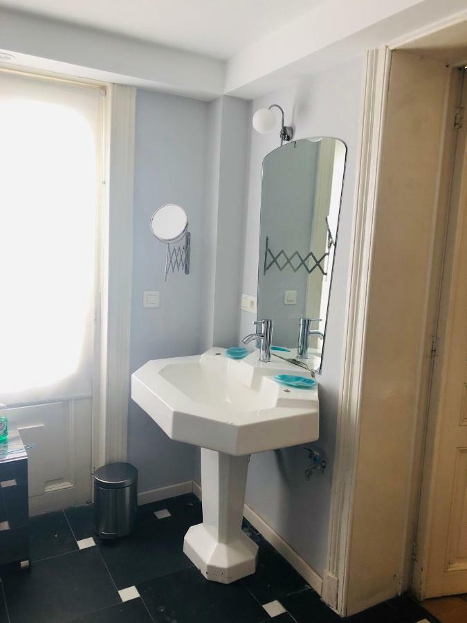 Lake View Apartments บรัสเซลส์ ภายนอก รูปภาพ